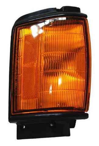 2590 CUARTO RH PUNTA PINTADO ~ TOYOTA TOYOTA P/U 1984 - 1988