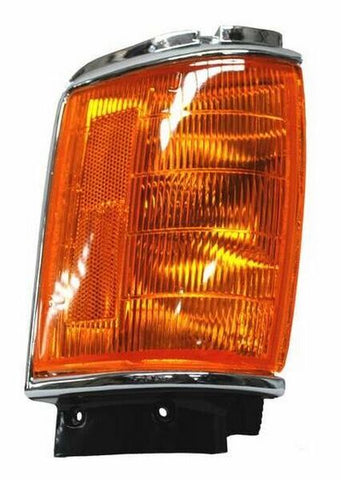 3197 CUARTO RH PUNTA CROMADO ~ TOYOTA TOYOTA P/U 1984 - 1988