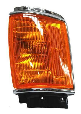 3196 CUARTO LH PUNTA CROMADO ~ TOYOTA TOYOTA P/U 1984 - 1988