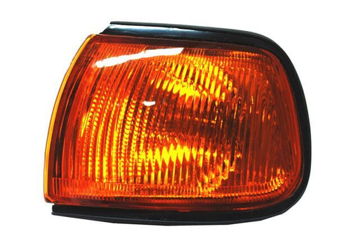 967 CUARTO LH PUNTA AMBAR (REM) ~ NISSAN TSURU 1997 - 1999