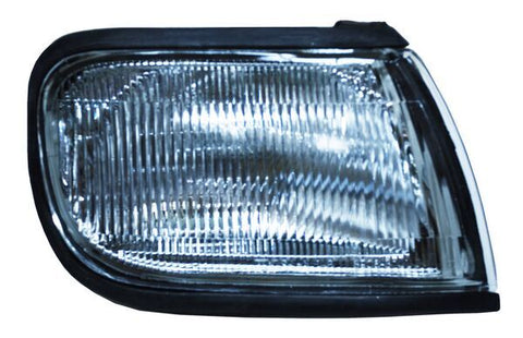 3536 CUARTO RH PUNTA XXXX ~ NISSAN MAXIMA 1995 - 1996